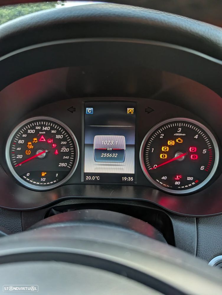 Mercedes-Benz C 200 d - 13