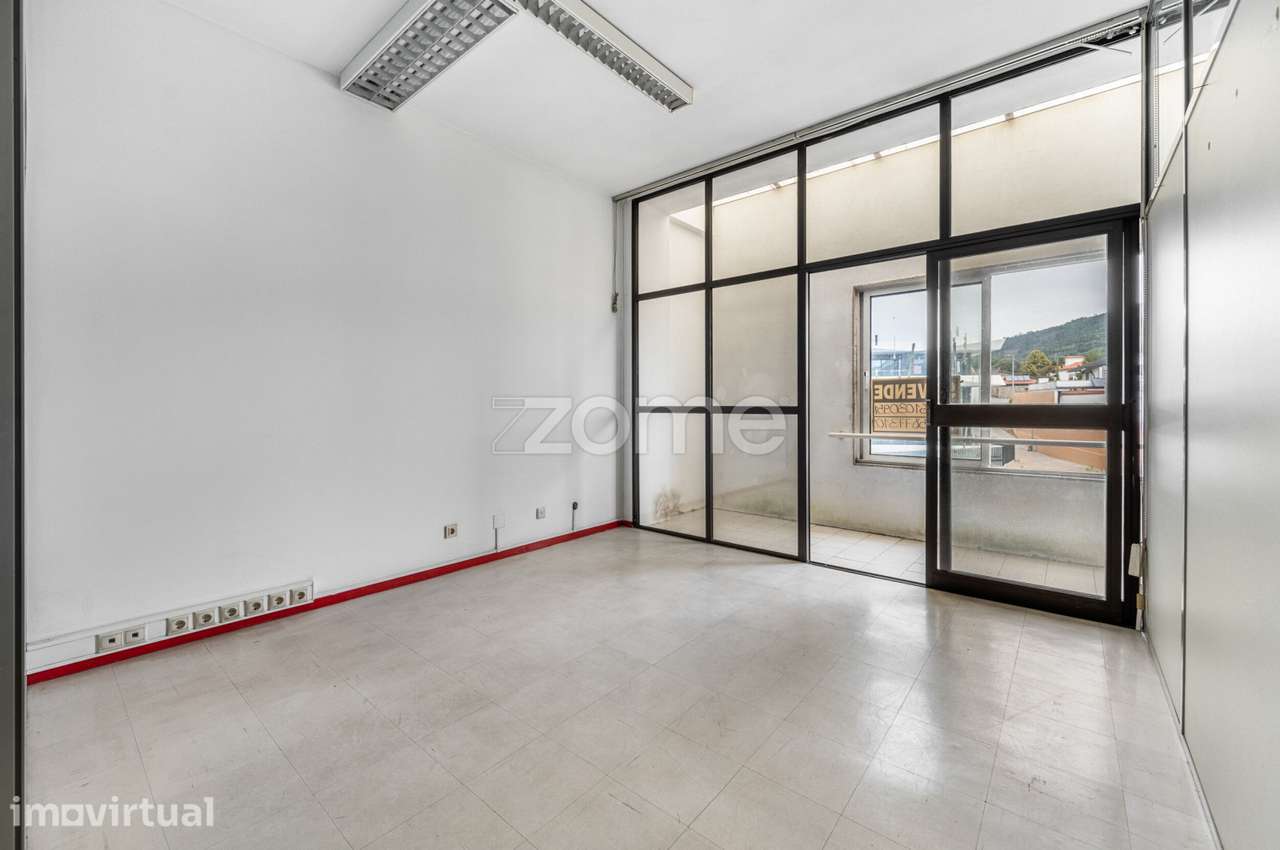 Escritório com 82 m² | Centro Comercial da Estação | Viana do Caste... - Grande imagem: 3/15