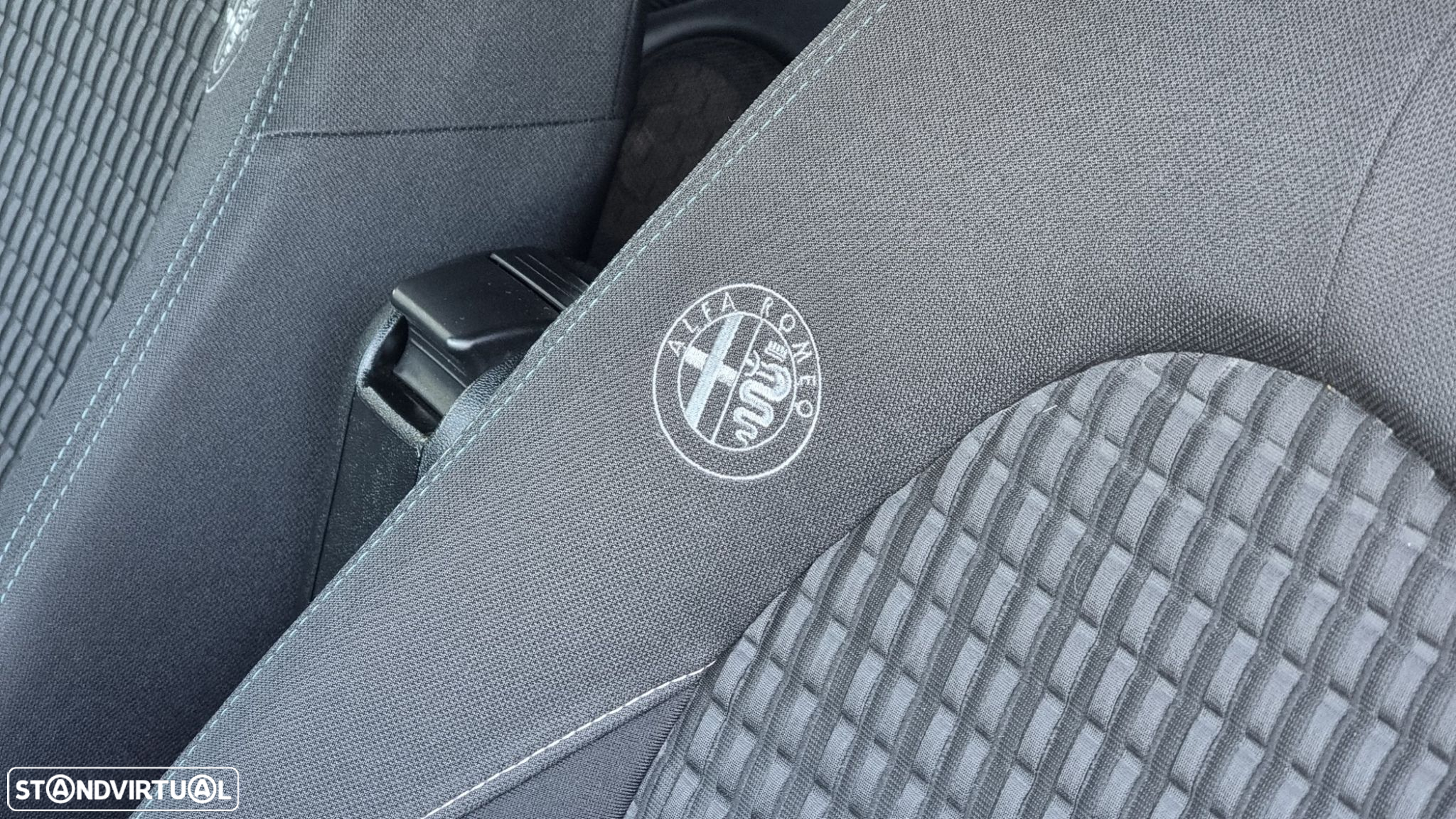 Alfa Romeo MiTo 1.4 T MultiAir Distinctive - 21