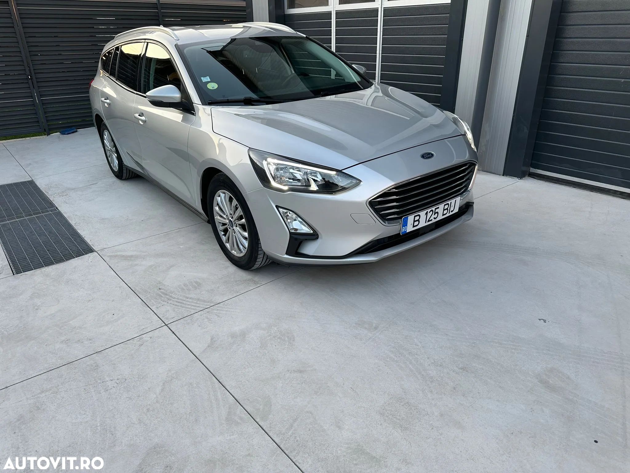 Ford Focus 1.5 EcoBlue Start-Stopp-System Aut. TITANIUM X - 1