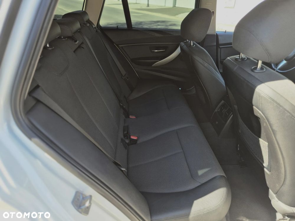 BMW Seria 3 320d Advantage sport - 18