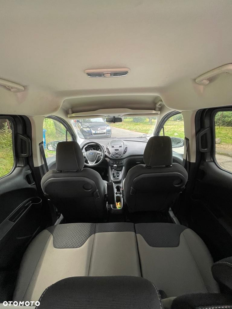 Ford Tourneo Courier 1.5 TDCi Trend - 13