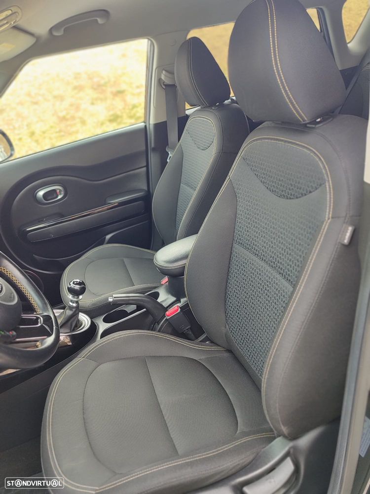 Kia Soul 1.6 CRDi TX - 16