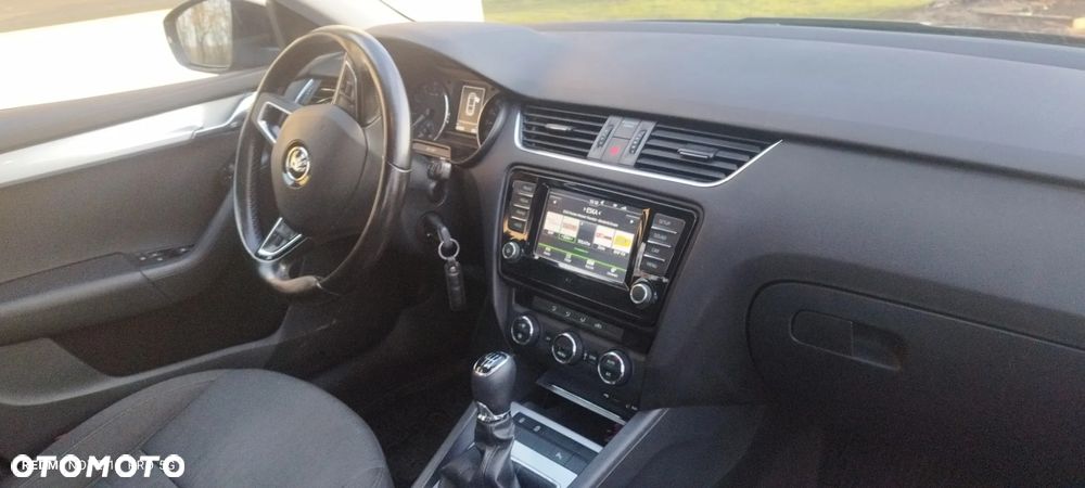 Skoda Octavia 1.4 TSI Ambition - 8