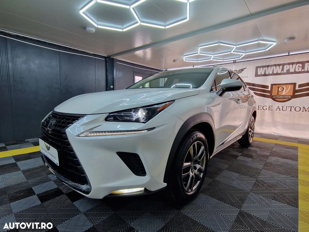Lexus Seria NX 300h AWD Business - 1