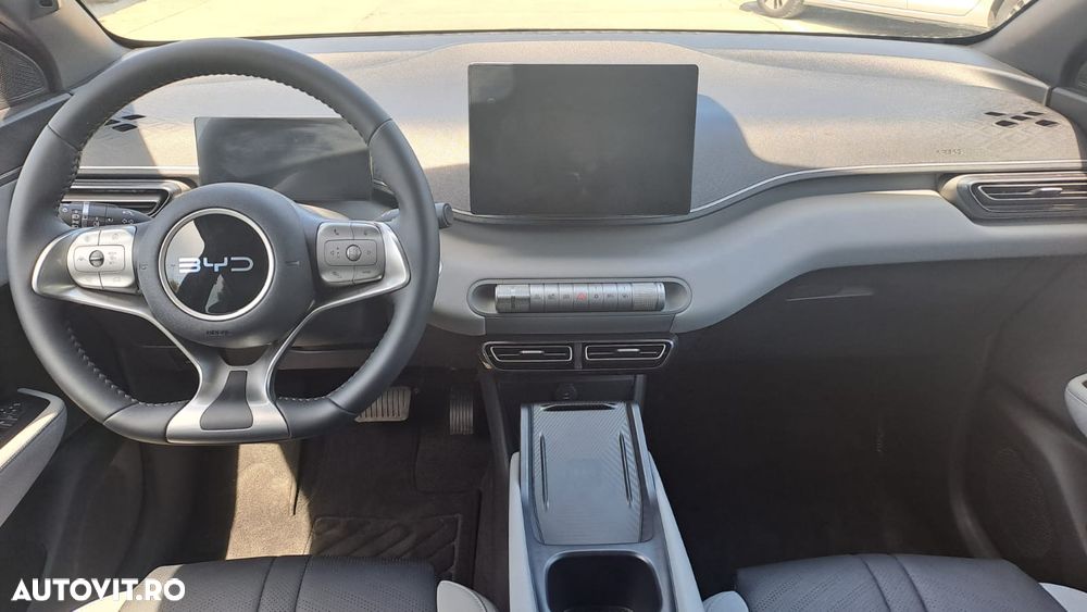 Byd Dolphin 43.2 kWh Comfort - 11