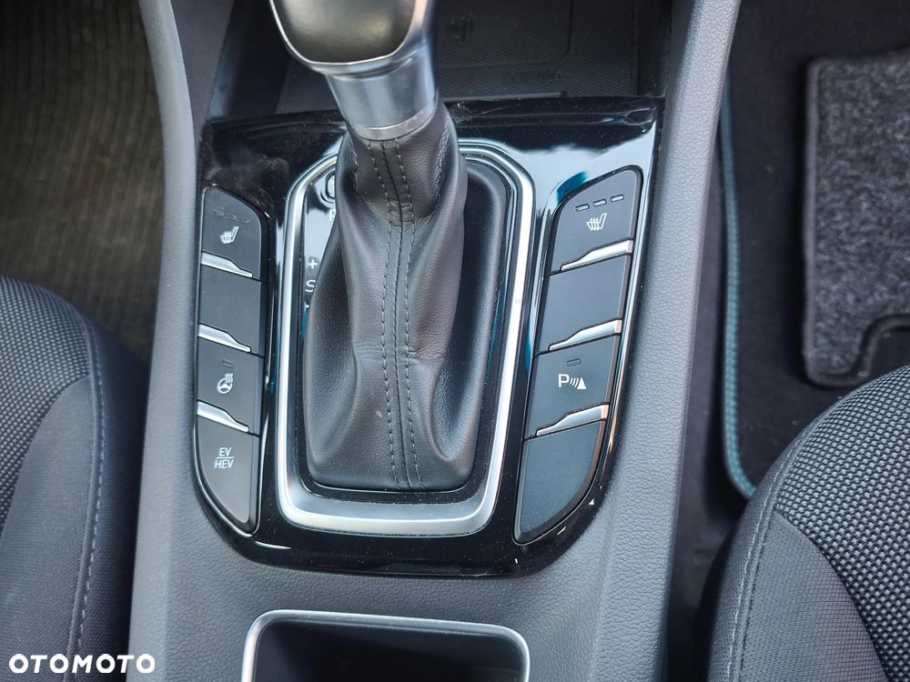 Hyundai IONIQ 1.6 GDI Style - 35