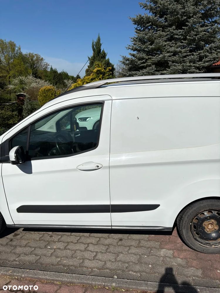 Ford Transit Courier - 7