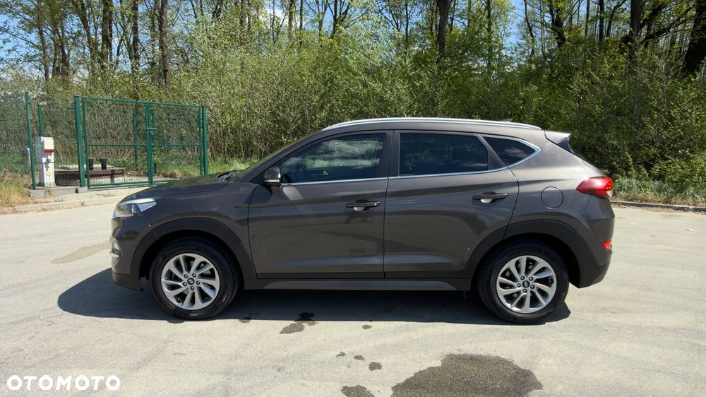 Hyundai Tucson blue 1.7 CRDi 2WD Style - 8