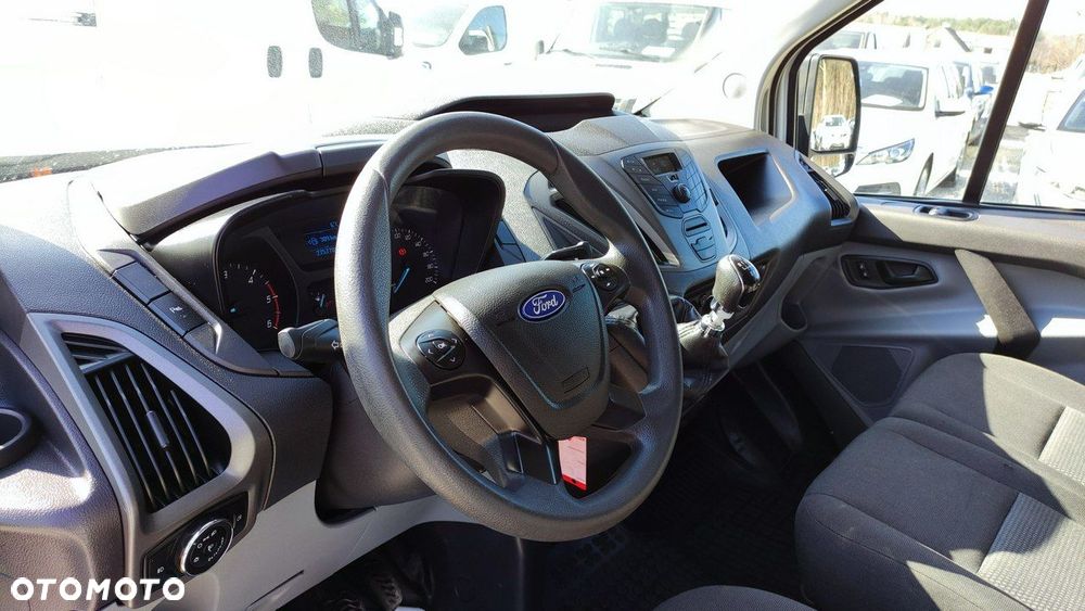Ford Transit Custom - 36