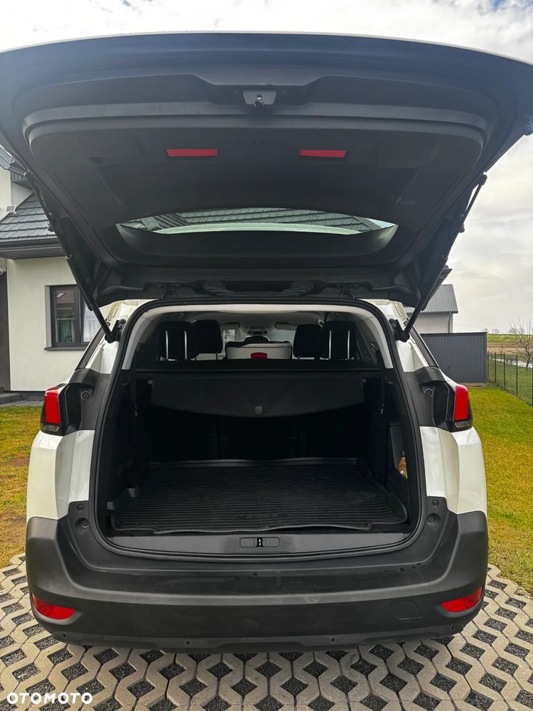 Peugeot 5008 - 5