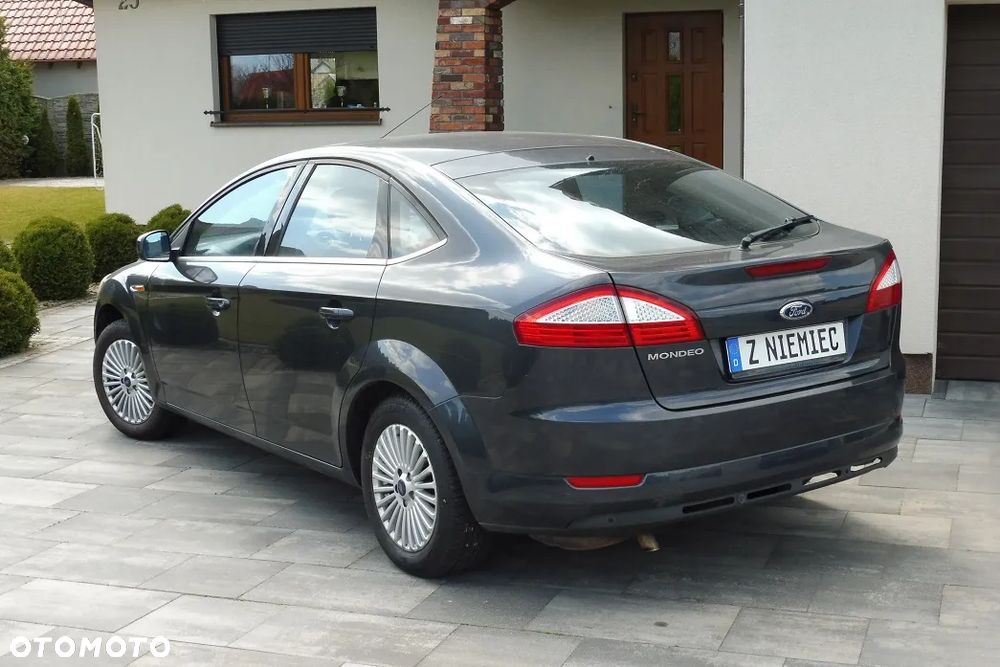 Ford Mondeo 2.0 Viva Titanium - 8