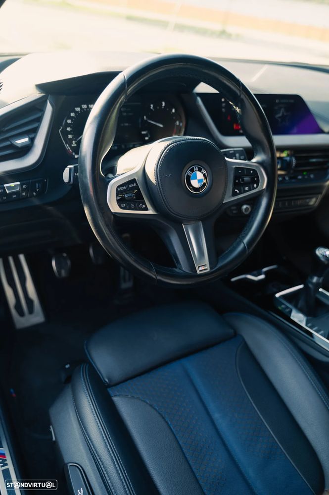 BMW 116 d Pack Desportivo M - 12
