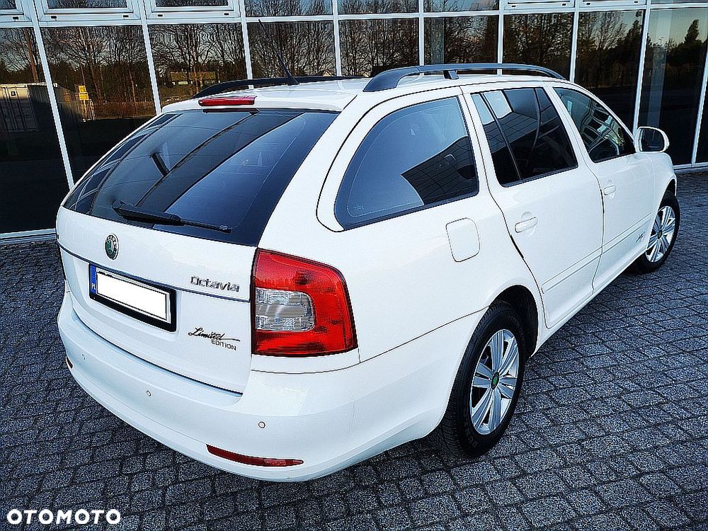 Skoda Octavia 1.6 TDI DPF FAMILY - 39