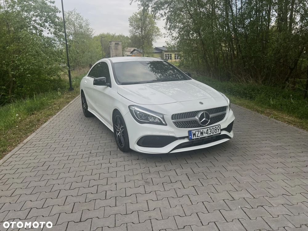 Mercedes-Benz CLA - 4