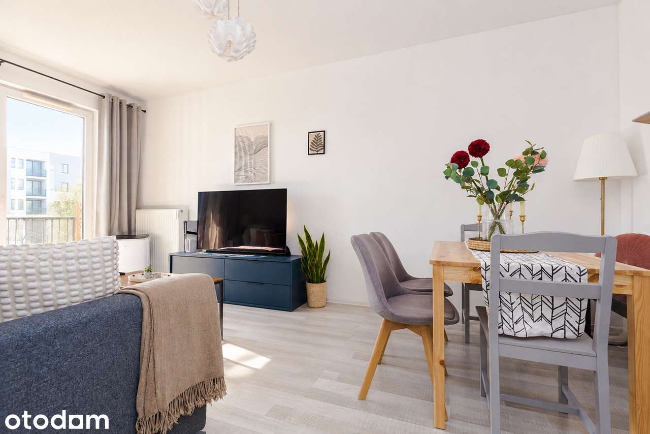 2 pokoje z oddzielną kuchnią i balkonem 8 m² | Metro Chrzanów