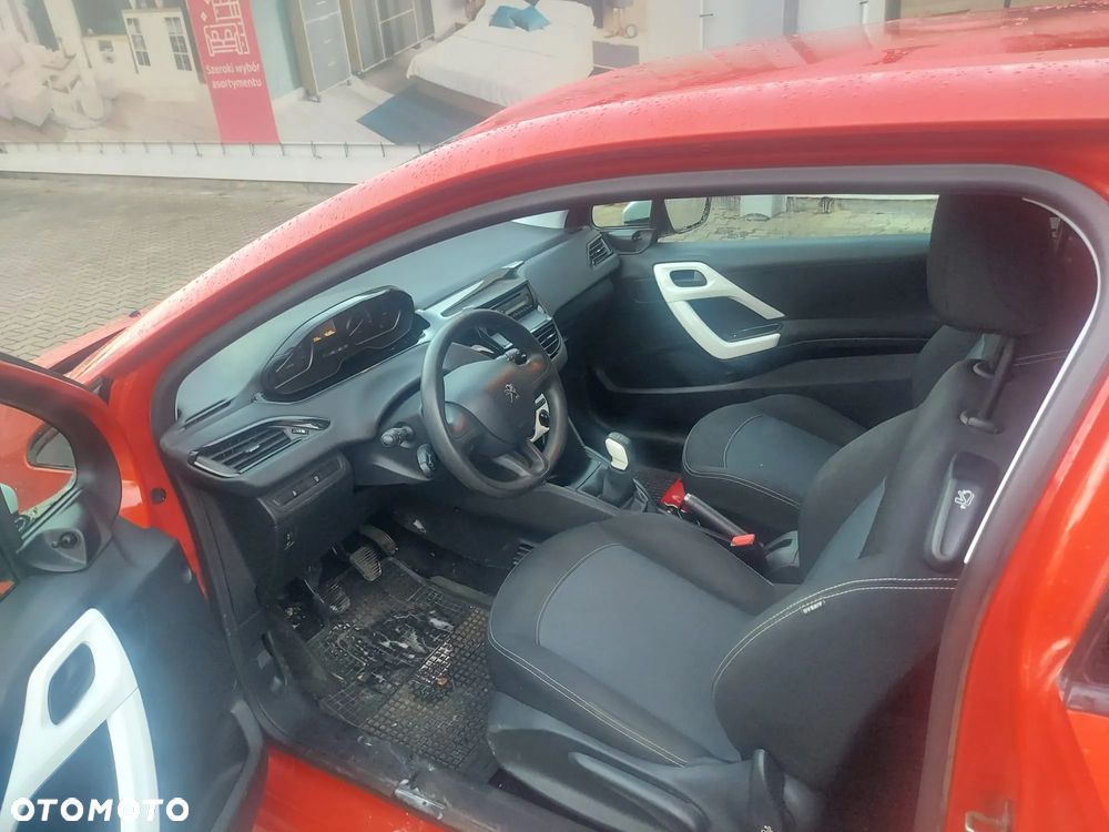 Peugeot 208 PureTech 68 Like - 11