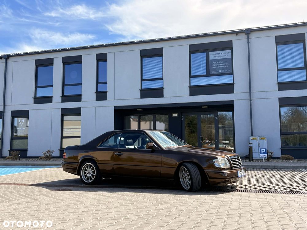 Mercedes-Benz W124 (1984-1993) - 14