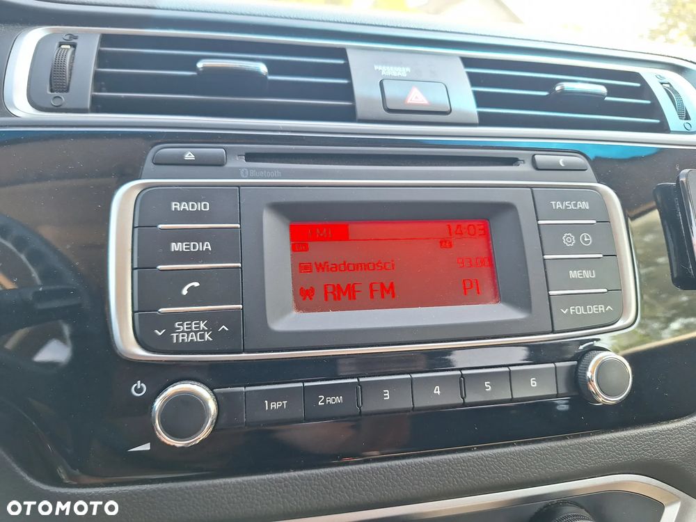 Kia Rio 1.2 Edition 7 - 22