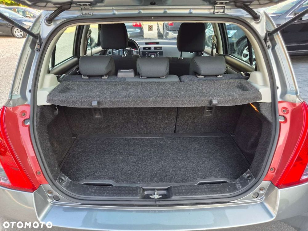 Suzuki Swift - 17