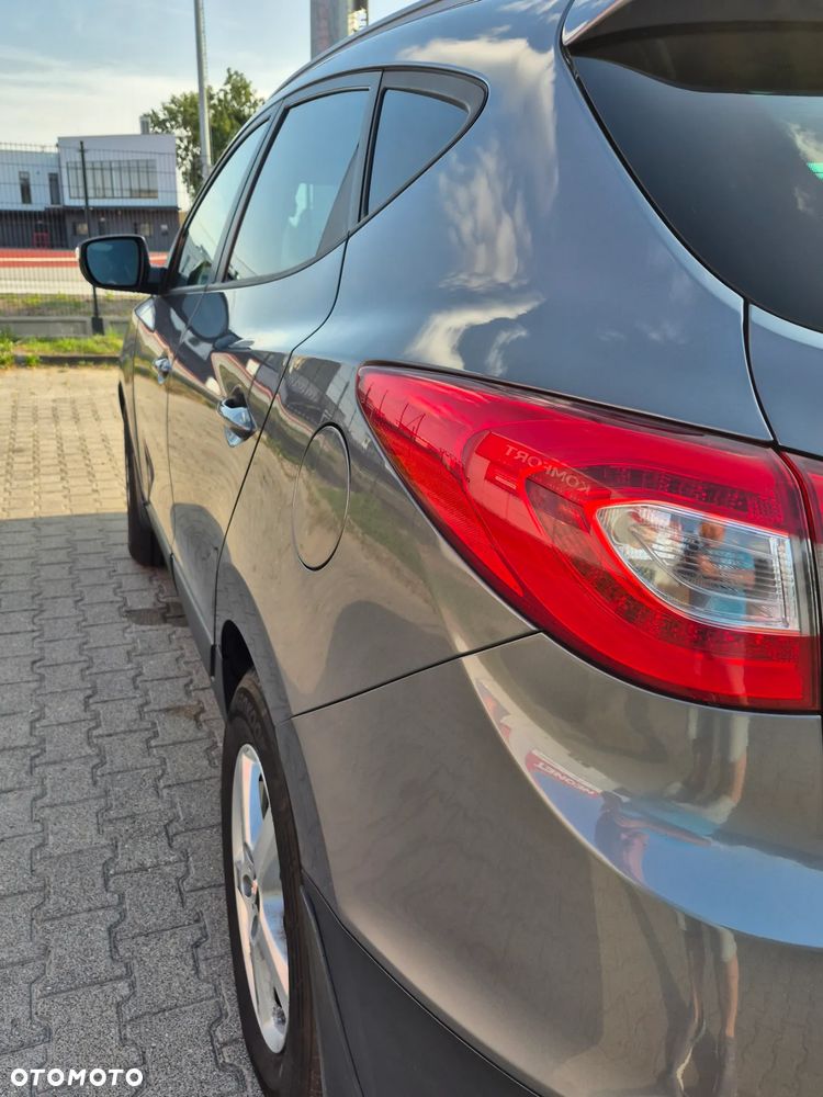 Hyundai ix35 2.0 CRDi 4WD Premium - 11