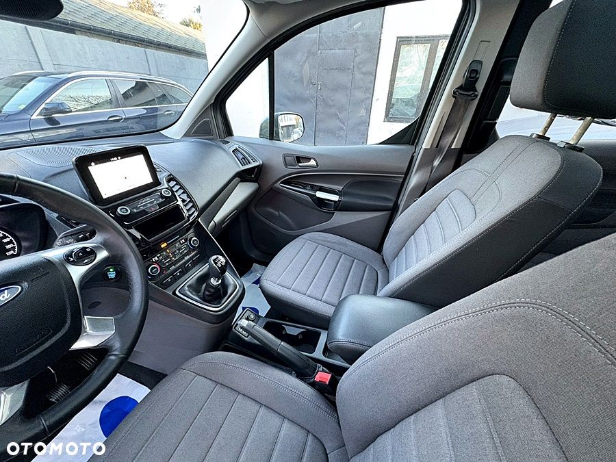 Ford Tourneo Connect Grand - 15