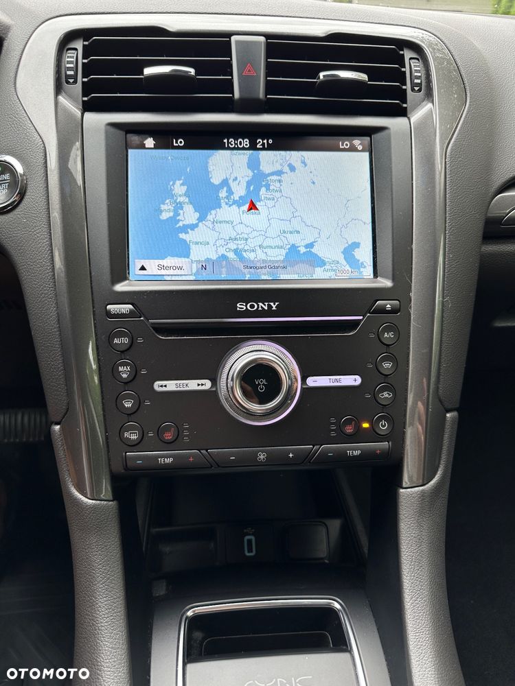 Ford Mondeo 2.0 EcoBlue Titanium - 24