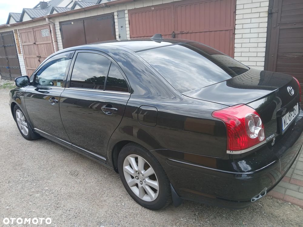 Toyota Avensis 1.8 VVT-i Sol - 4