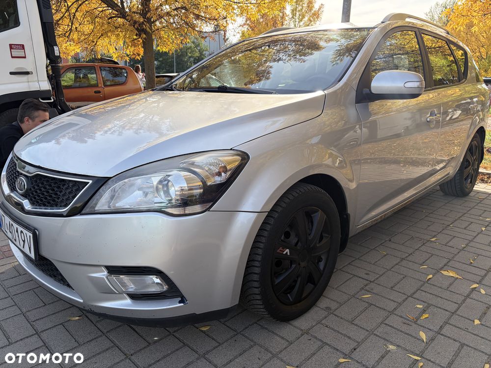 Kia Ceed 1.6 Crdi Optimum + - 24