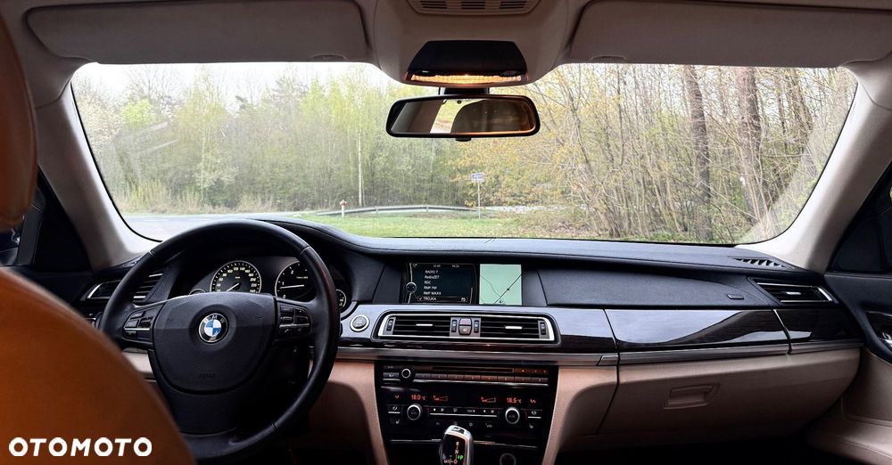 BMW Seria 7 - 7
