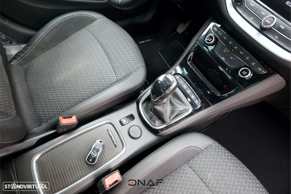 Opel Astra 1.6 CDTI Innovation S/S - 21