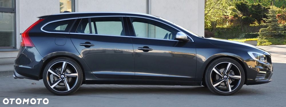 Volvo V60 D4 Geartronic RDesign - 13