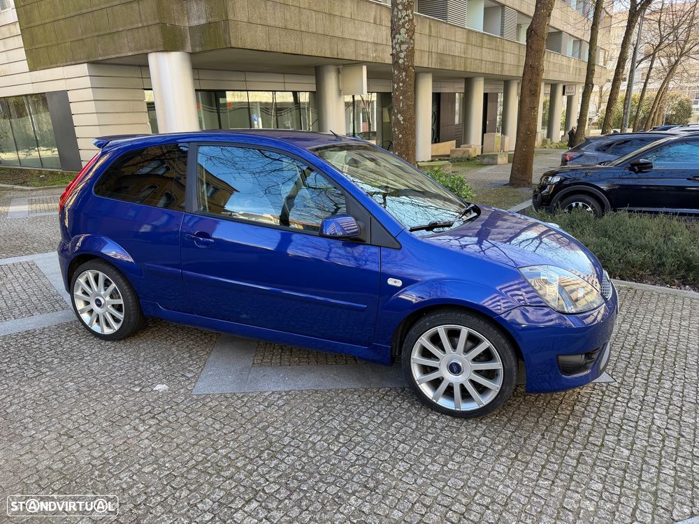 Ford Fiesta 2.0 ST - 8