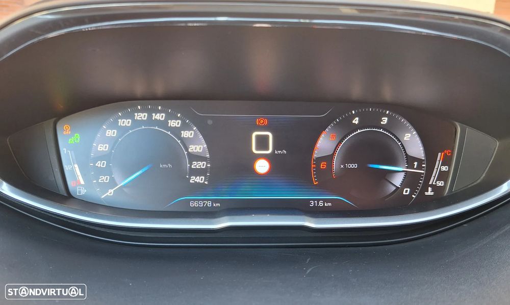 Peugeot 3008 1.5 BlueHDi GT Line - 4
