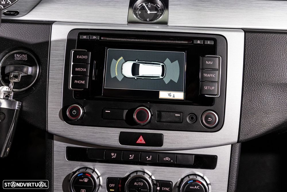 VW Passat Alltrack - 17