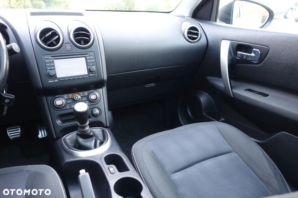 Nissan Qashqai 1.5 dCi DPF acenta - 24