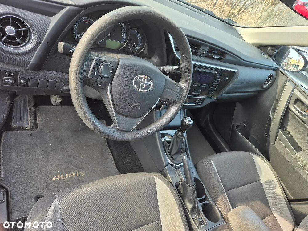 Toyota Auris 1.33 VVT-i Active - 7