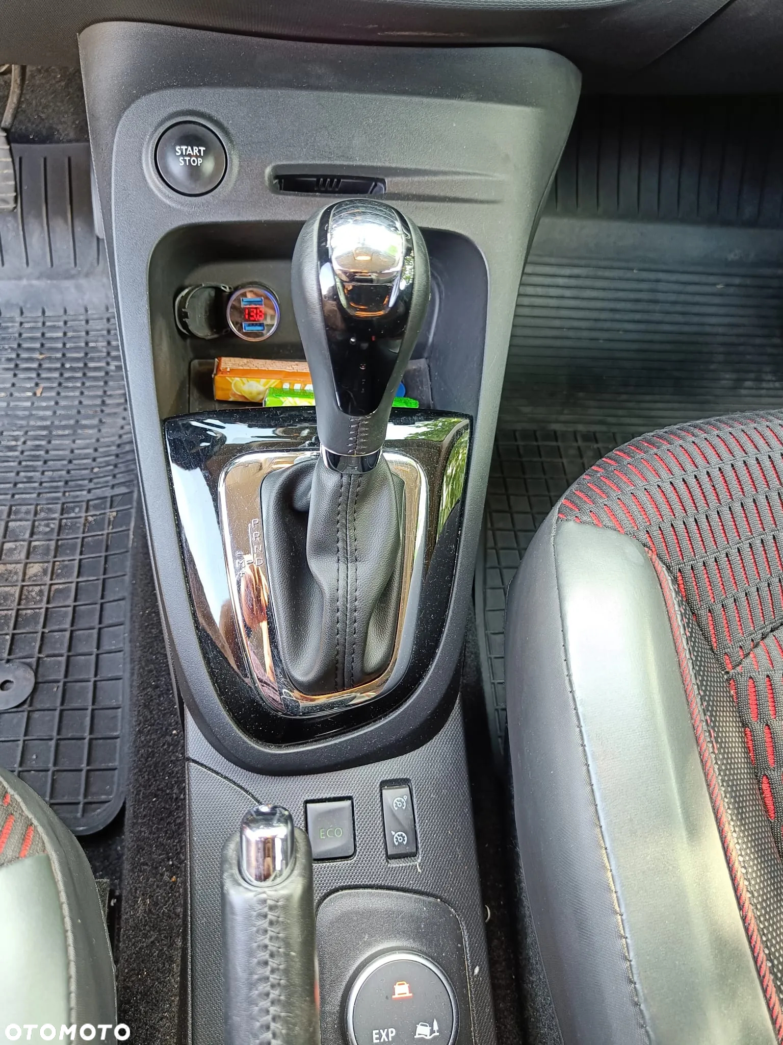 Renault Captur 1.2 TCe Intens EDC - 19