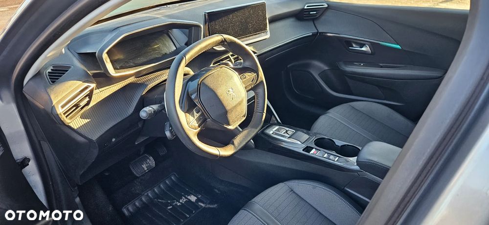 Peugeot 208 PureTech 100 EAT8 Active Pack - 11