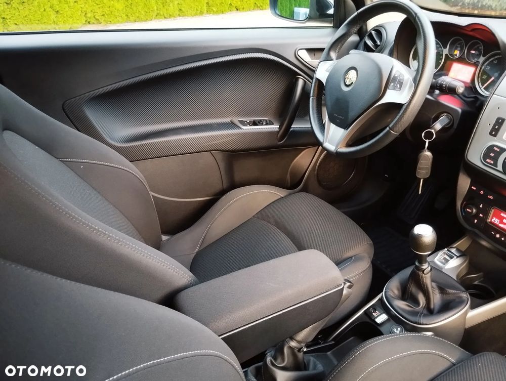 Alfa Romeo Mito - 17