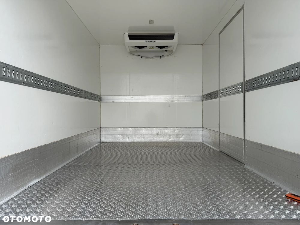 Mercedes-Benz Sprinter 319 Chłodnia Mroźnia Winda - 12