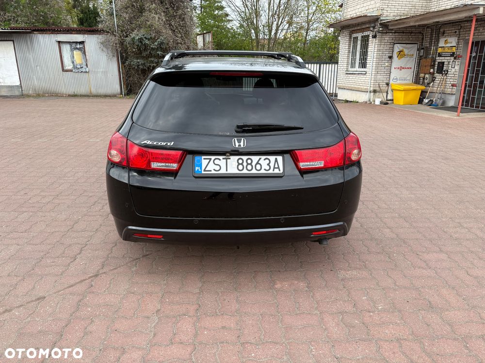 Honda Accord 2.2d Executive Nav - 8