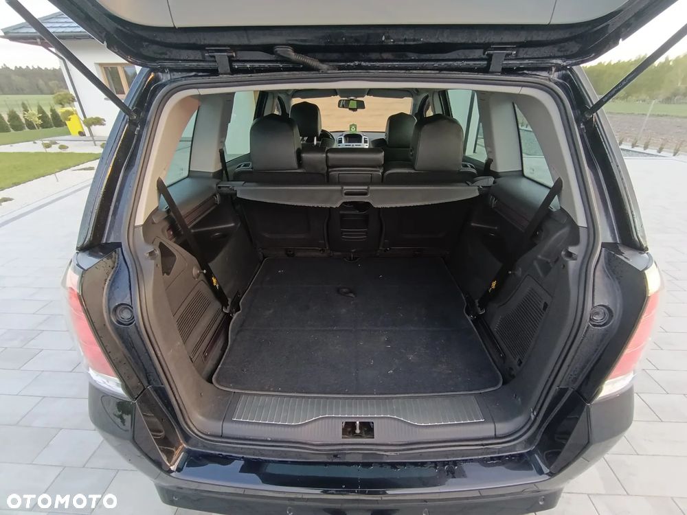 Opel Zafira OPC - 14
