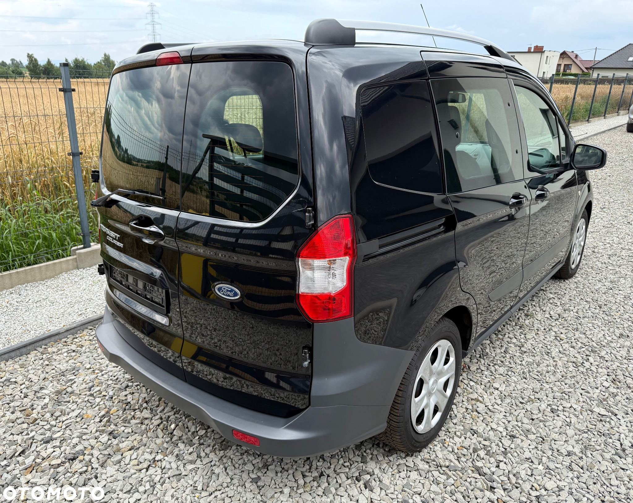 Ford Transit Courier - 6