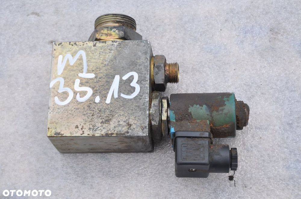 ZAWÓR MERLO 35.13