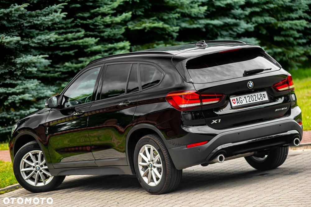 BMW X1 xDrive20d Sport Line sport - 16
