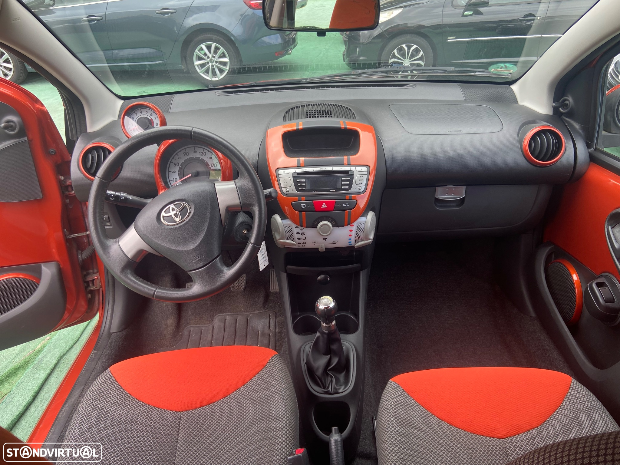 Toyota Aygo 1.0 Orange Edition+VSC - 17