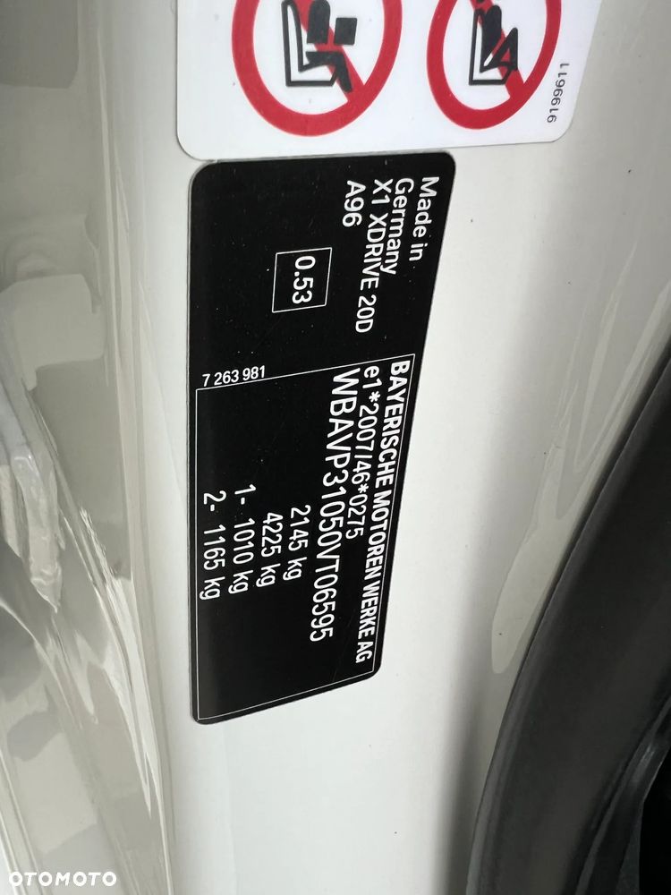 BMW X1 xDrive20d - 27