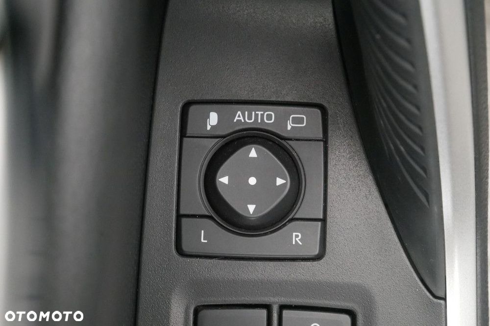 Toyota RAV4 - 30