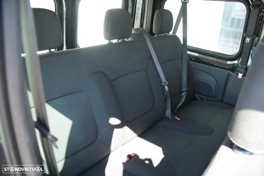 Renault Trafic 9Lugares 1.6DCI - 13